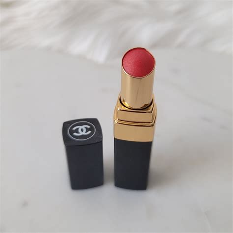 chanel rouge coco shine sari deau|Chanel Sari d'Eau Rouge Coco Shine Hydrating Sheer Lipshine .